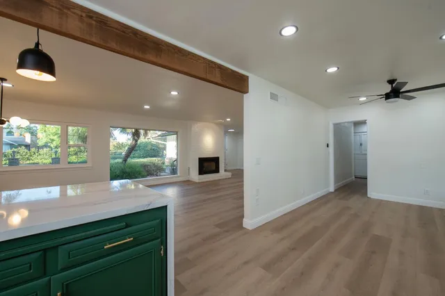 $829,999 | 705 East Alamos Avenue, Fresno, CA 93704