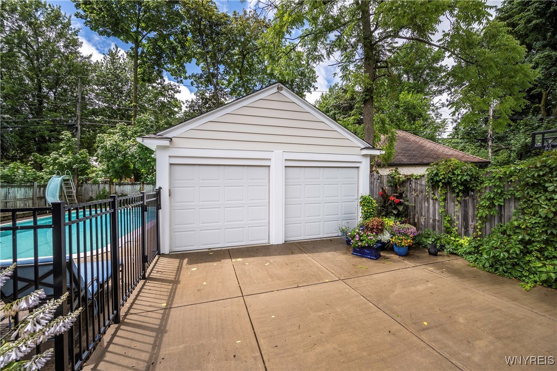 333 Brantwood Road Amherst, NY 14226 - Photo 32 of 43