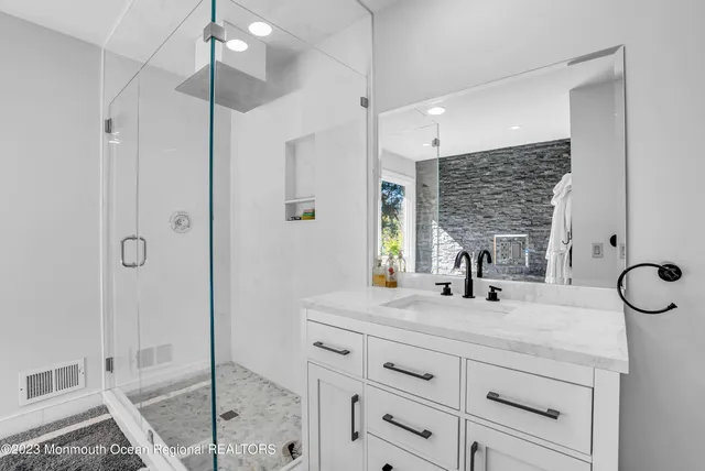 $60,000 | 900 Darlene Avenue, Asbury Park, NJ 07712