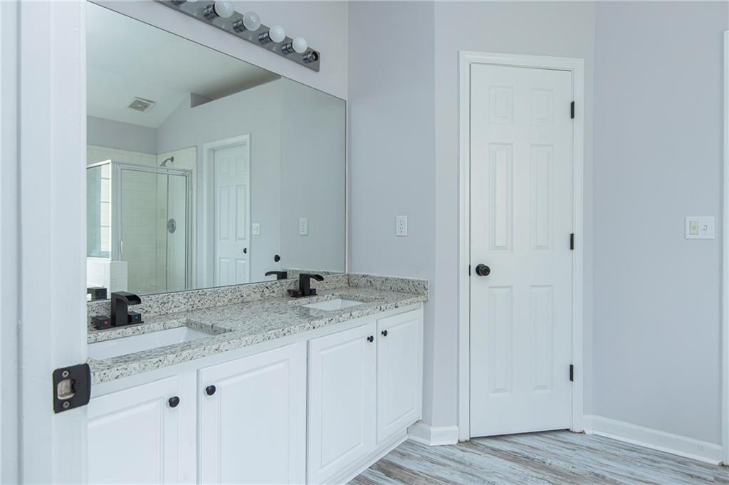 7513 Cole Lane Atlanta, GA 30349 - Photo 17 of 20
