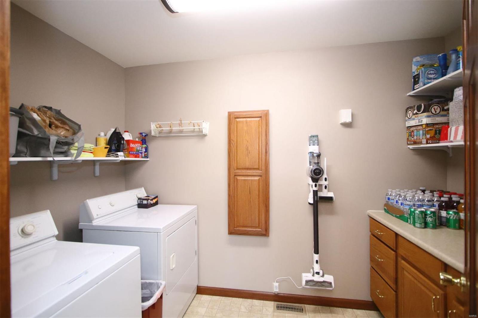 177 Snake Road Dorsey, IL 62021 - Photo 24 of 97