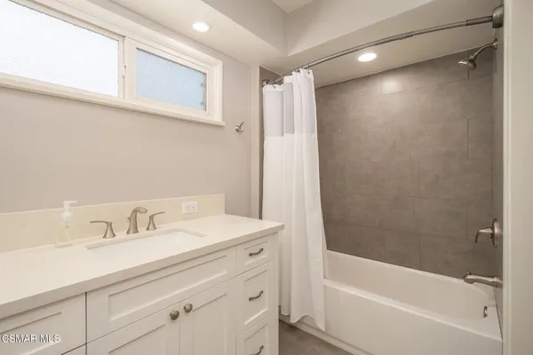 $925,000 | 411 Eastwood Drive, Oxnard, CA 93030