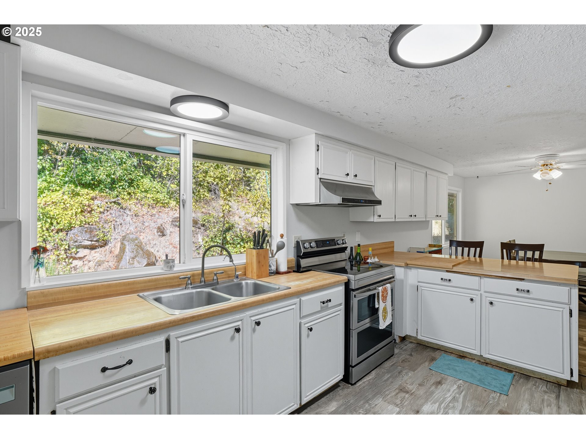 18763 South Grasle Road Oregon City, OR 97045 - Photo 11 of 46