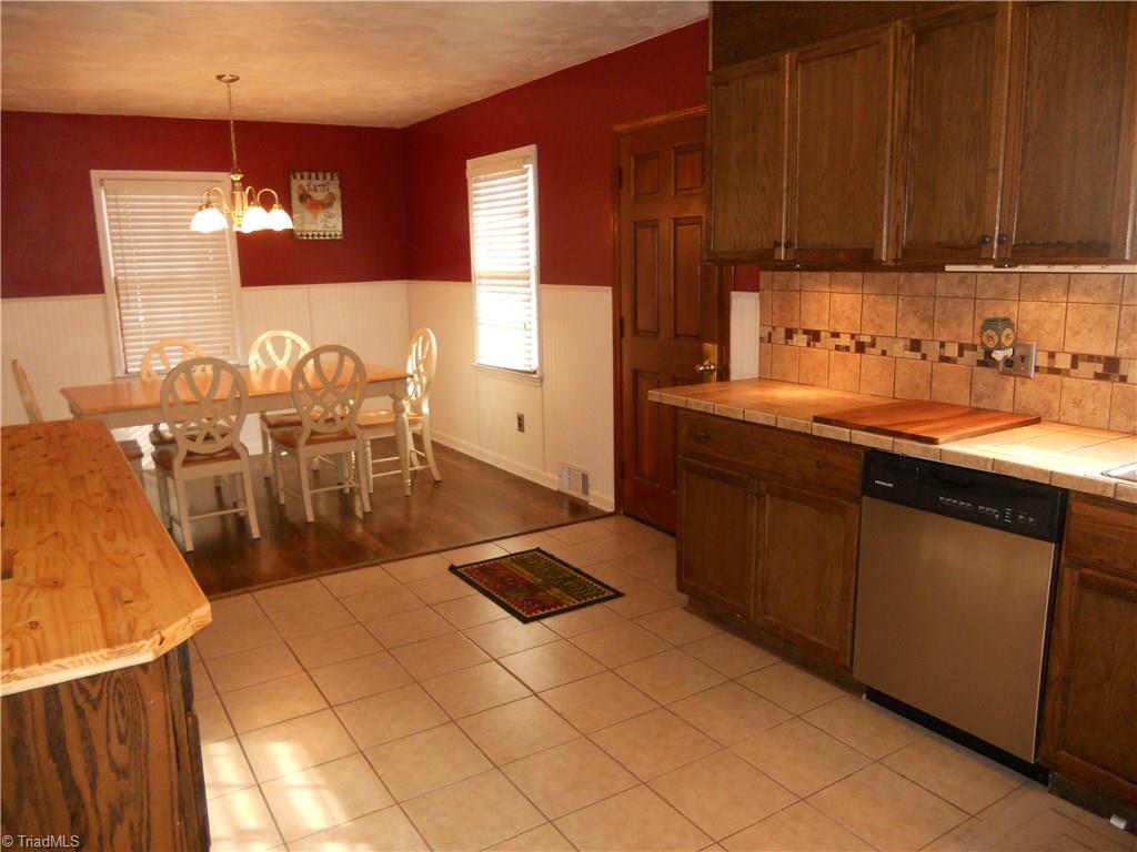 4166 Highway 704 Sandy Ridge, NC 27046 - Photo 9 of 22
