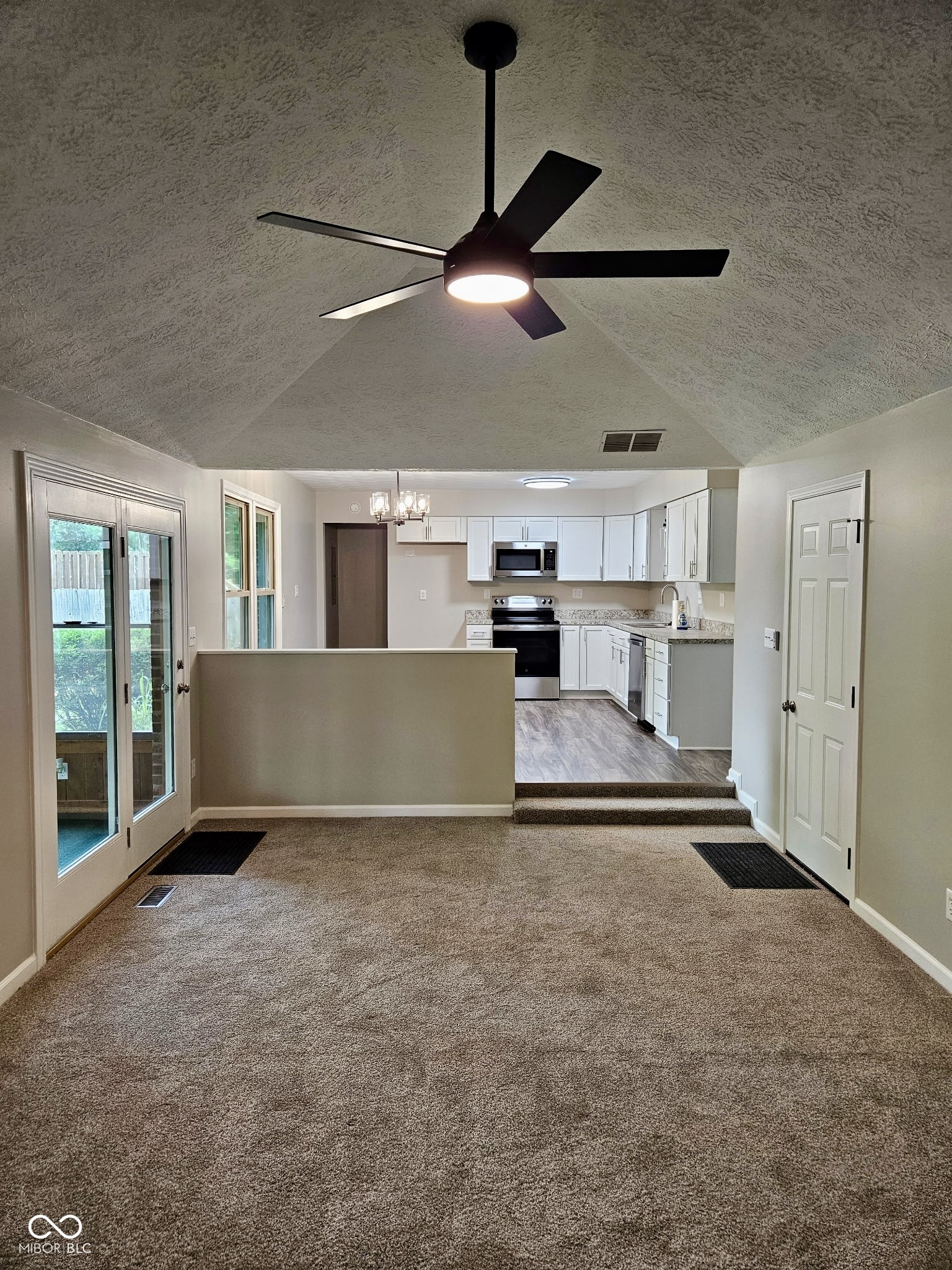 479 Raintree Drive Danville, IN 46122 - Photo 7 of 17