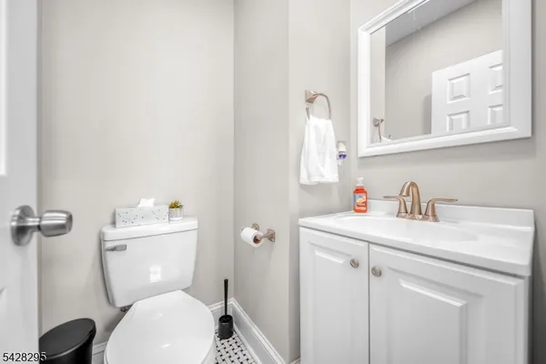 $4,600 | 1583 Summit Avenue, Hillside, NJ 07205