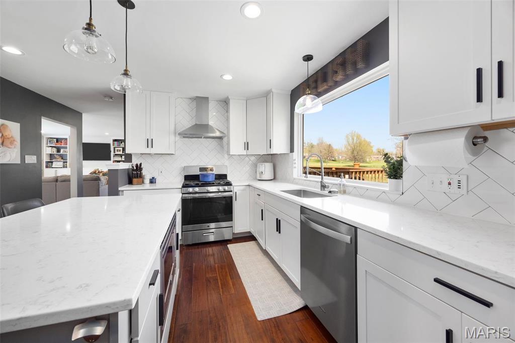 248 Leichester Circle Ballwin, MO 63011 - Photo 19 of 52