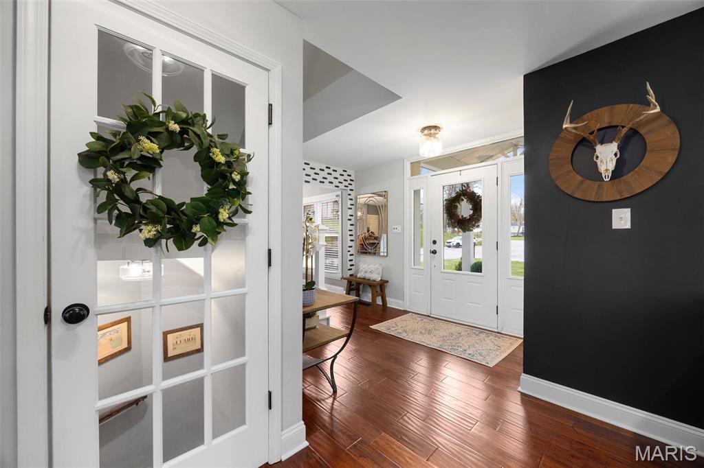 248 Leichester Circle Ballwin, MO 63011 - Photo 7 of 52