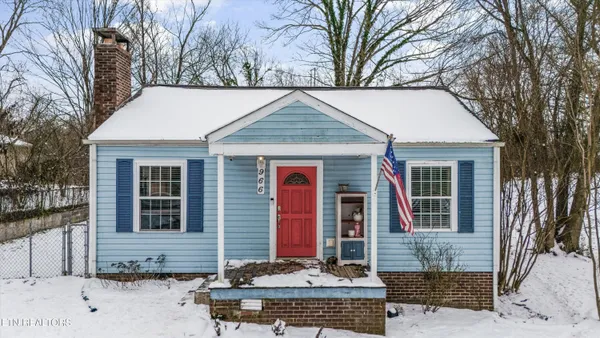 $325,000 | 966 Poplar Street, Alcoa, TN 37701