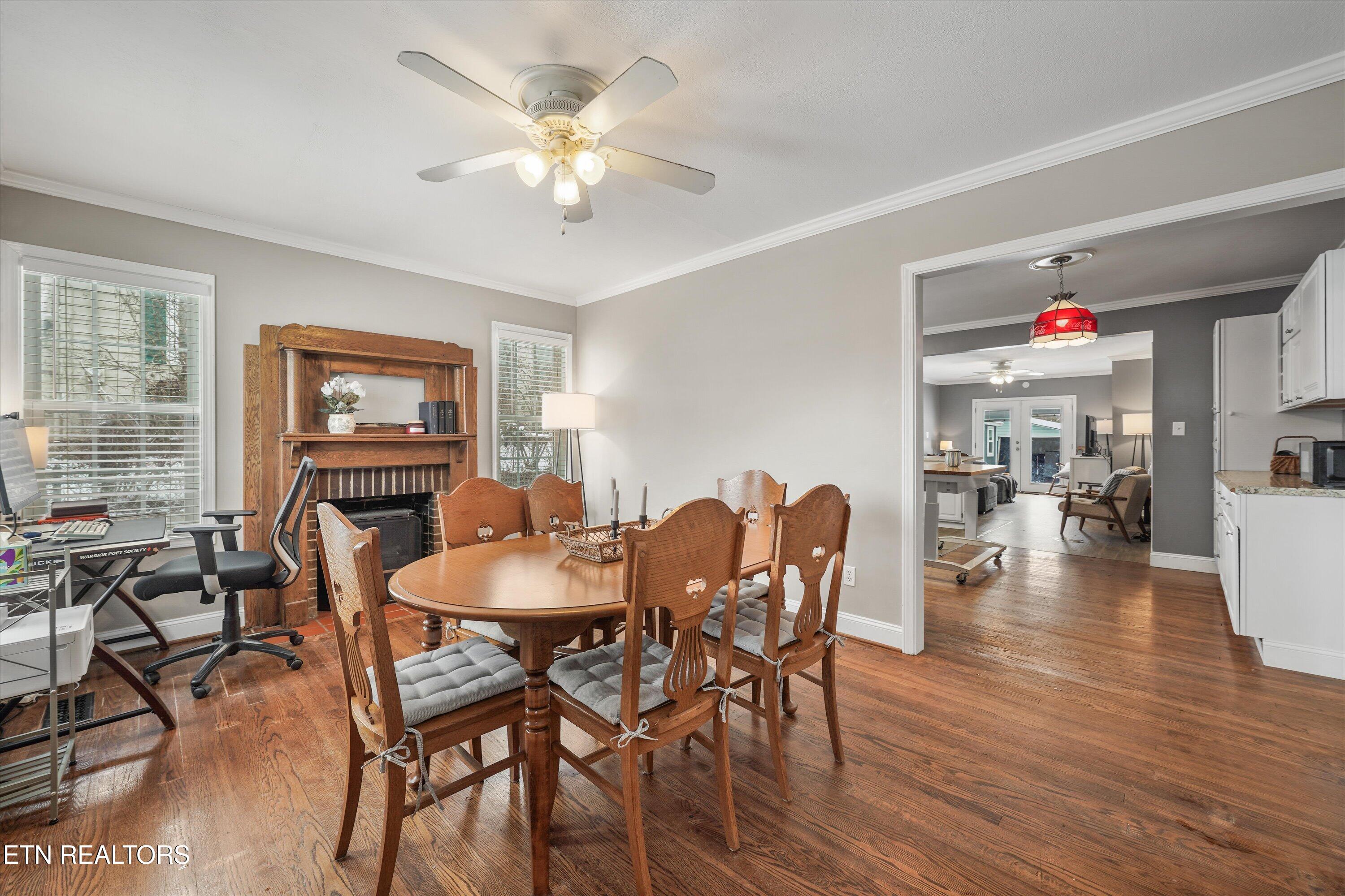 966 Poplar Street Alcoa, TN 37701 - Photo 5 of 34 Dining Area