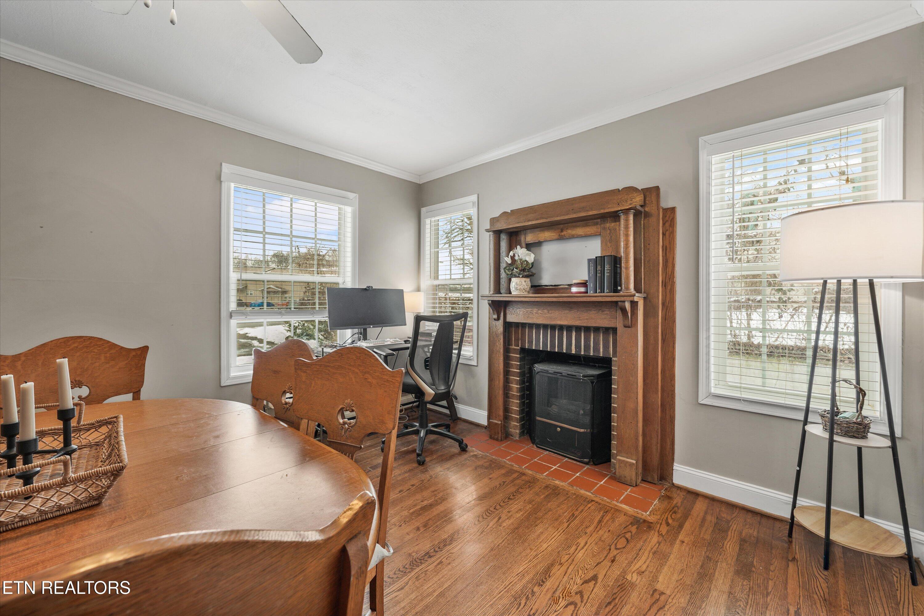 966 Poplar Street Alcoa, TN 37701 - Photo 6 of 34 Dining Area