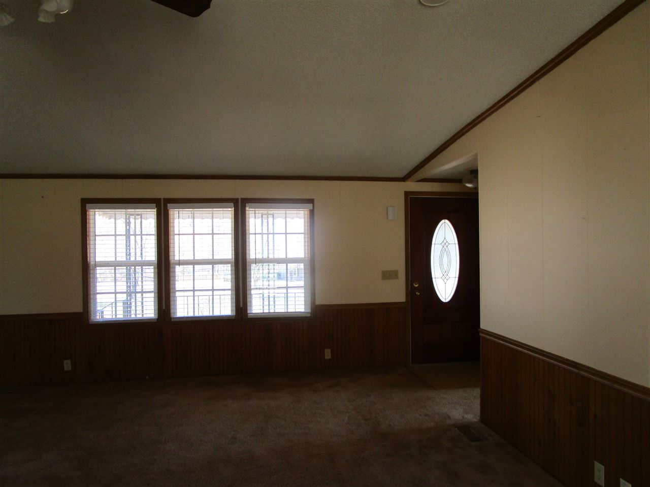 744 East Victor Hill Road Duncan, SC 29334 - Photo 11 of 22