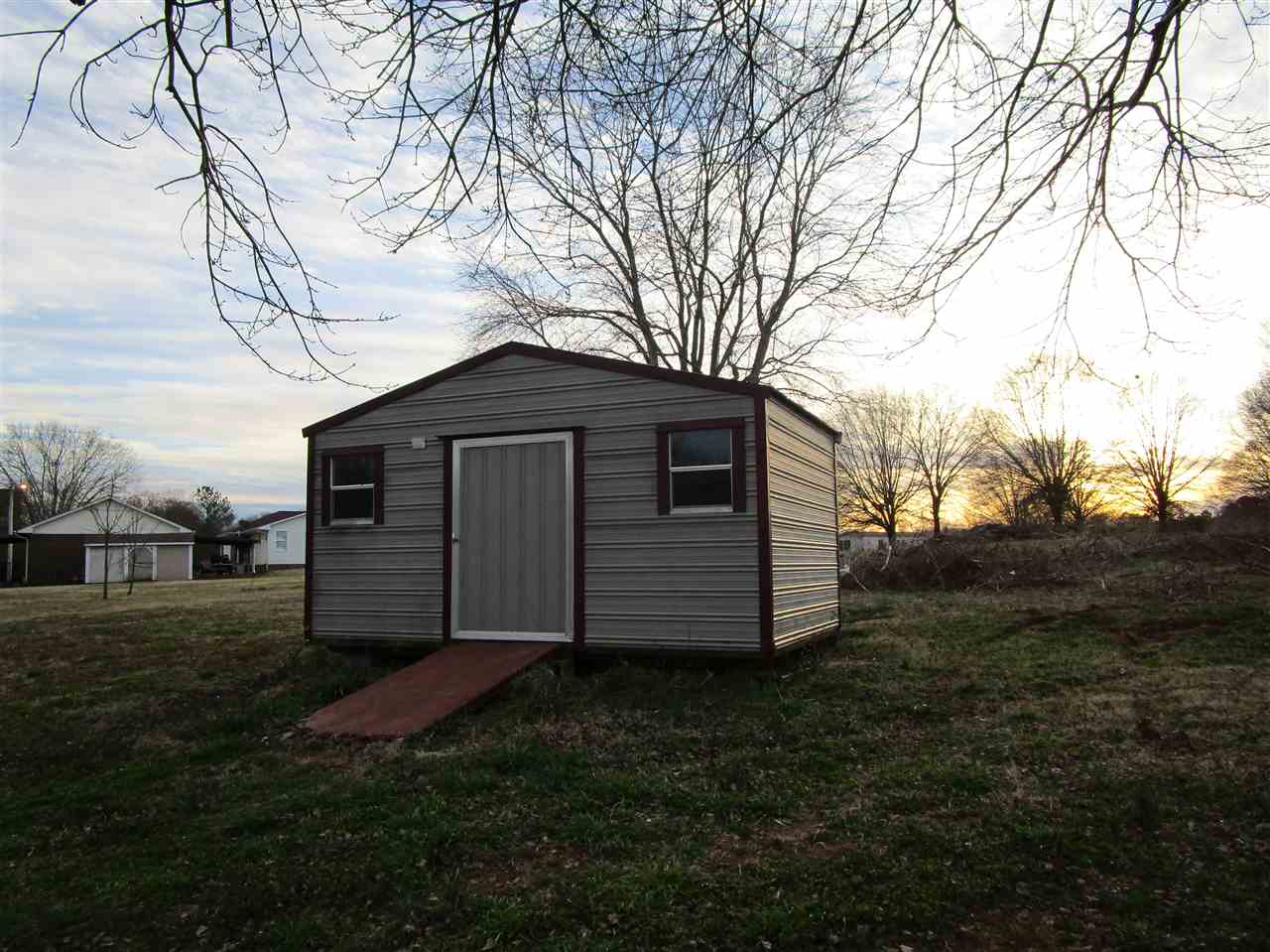 744 East Victor Hill Road Duncan, SC 29334 - Photo 3 of 22