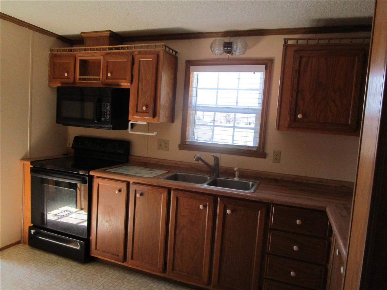 744 East Victor Hill Road Duncan, SC 29334 - Photo 6 of 22