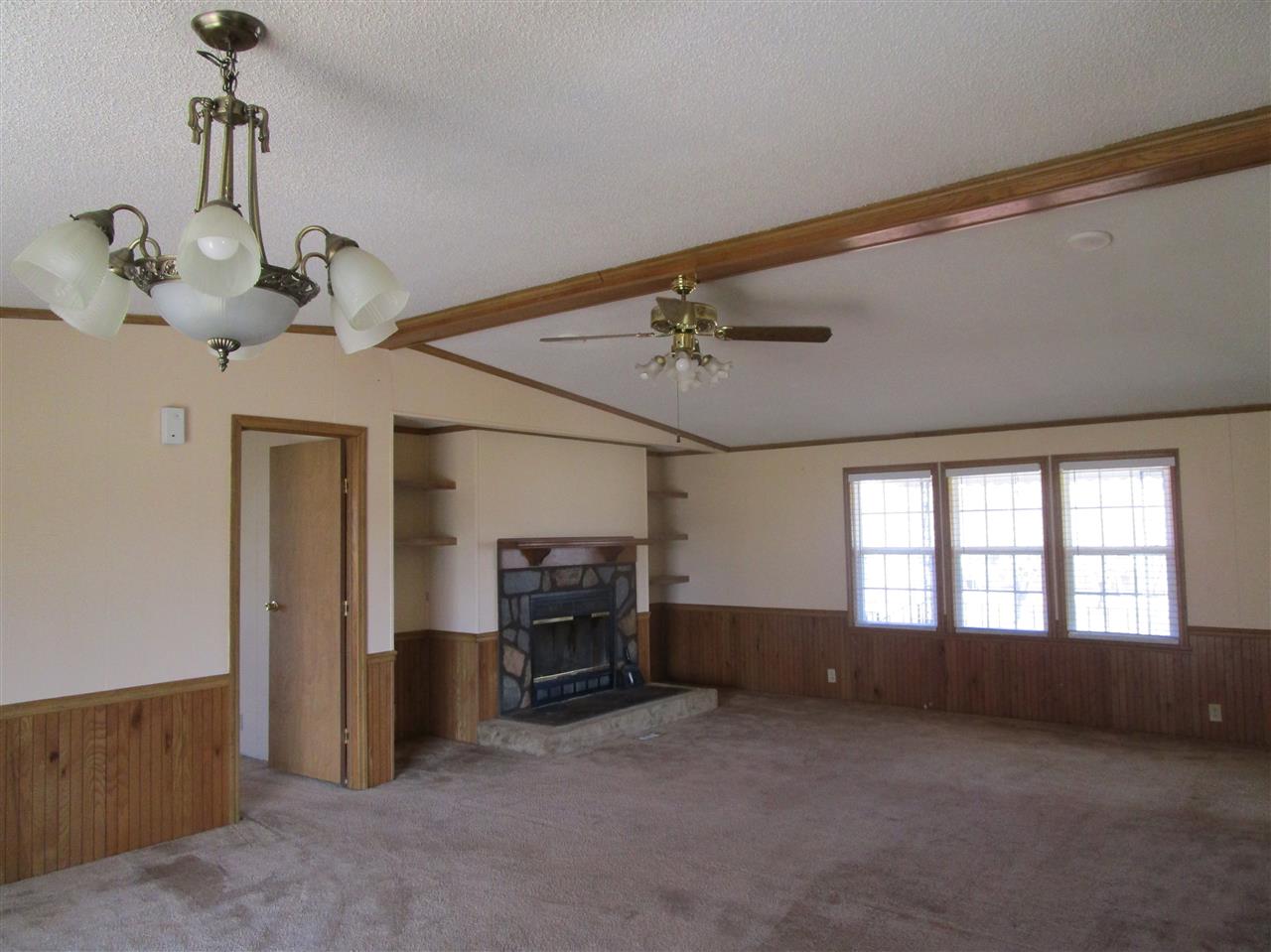 744 East Victor Hill Road Duncan, SC 29334 - Photo 9 of 22