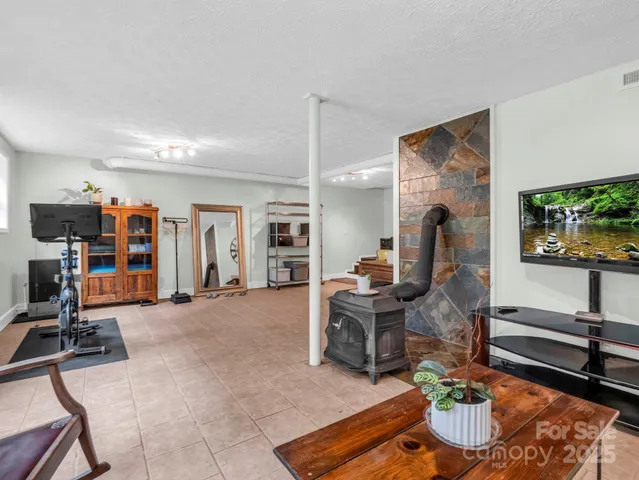 $624,000 | 61 Overbrook Drive, Saluda, NC 28773