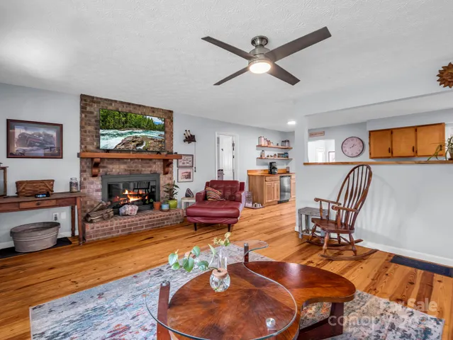 $624,000 | 61 Overbrook Drive, Saluda, NC 28773