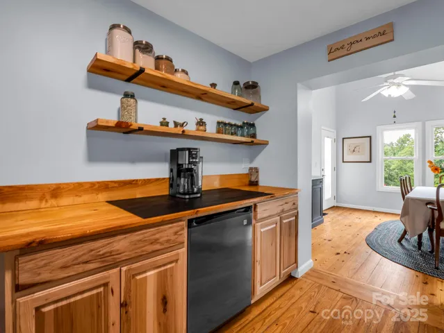 $624,000 | 61 Overbrook Drive, Saluda, NC 28773