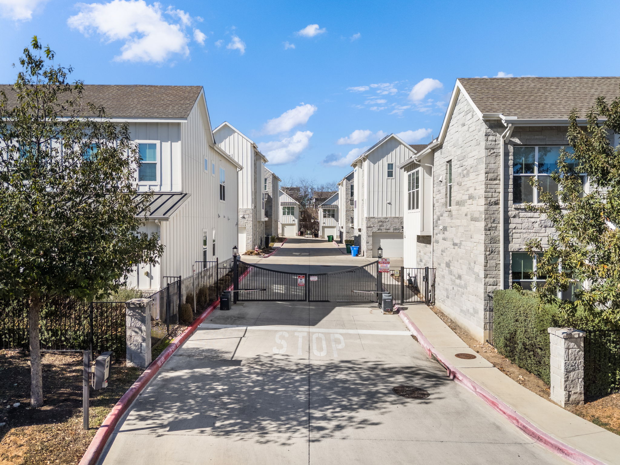 2624 Metcalfe Road, Unit 17 Austin, TX 78741 - Photo 31 of 35