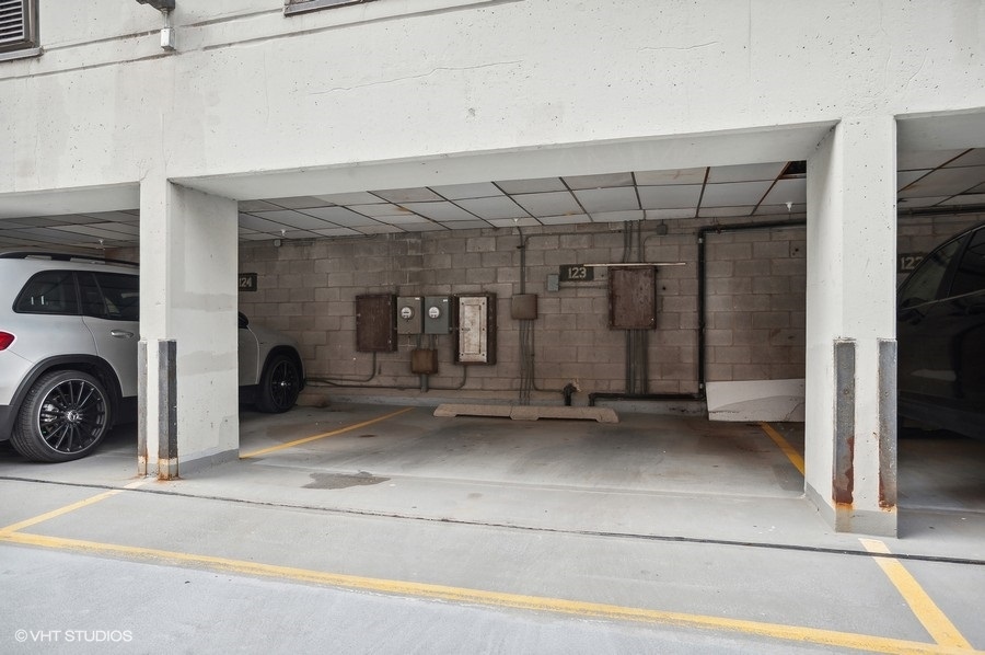 1221 North Dearborn Parkway, Unit PH10N Chicago, IL 60610 - Photo 23 of 23 a view of a storage & utility room