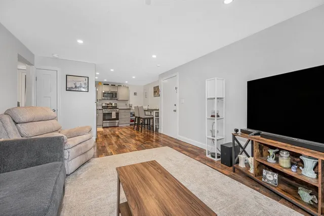 $270,000 | 1 Brown Avenue, Unit 380, Amesbury, MA 01913