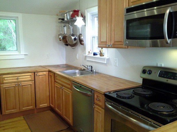 9 Poniken Road Worcester, MA 01606 - Photo 7 of 27 Gallery Image 7