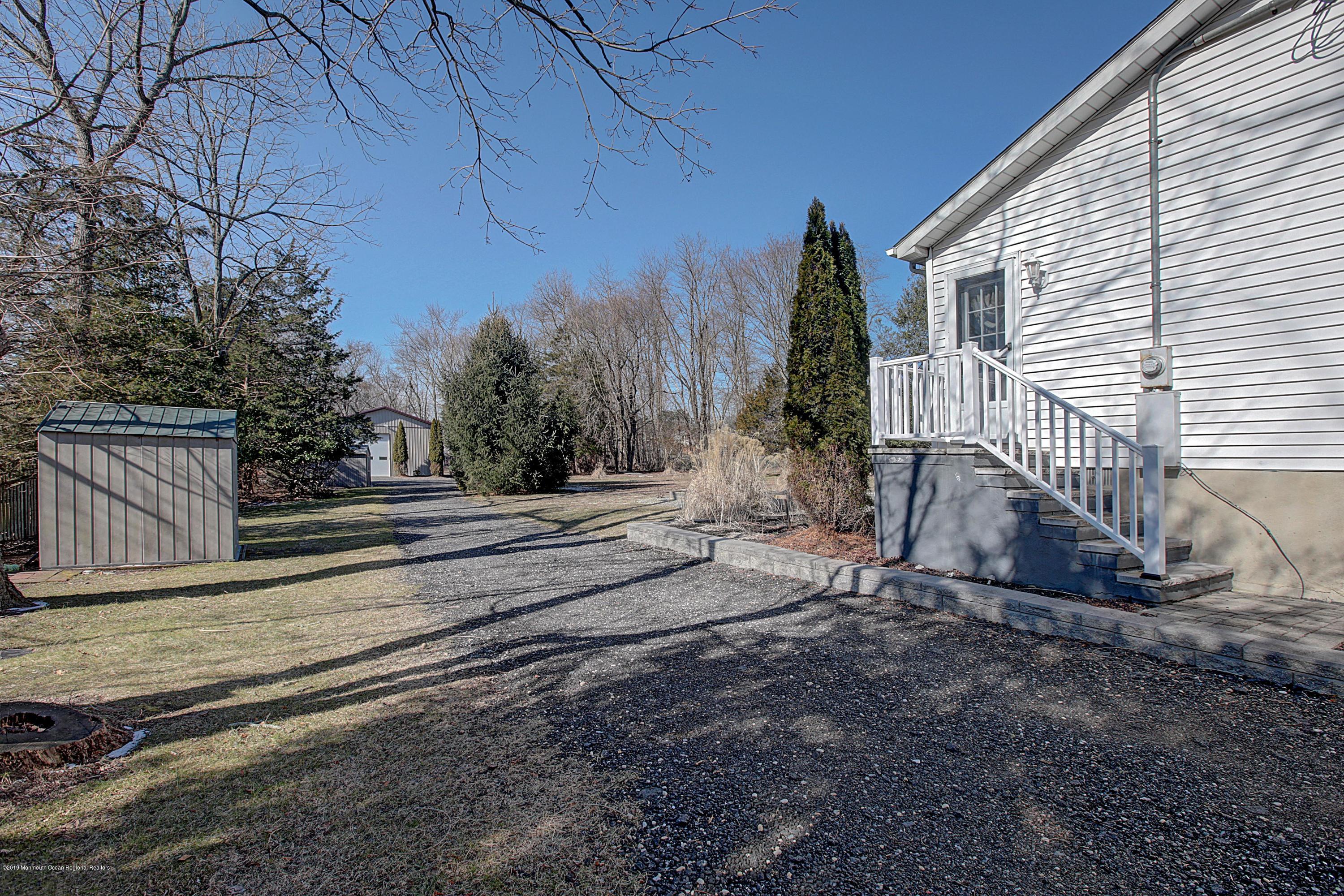 104 South New Prospect Road Jackson, NJ 08527 - Photo 16 of 24 017_Back View
