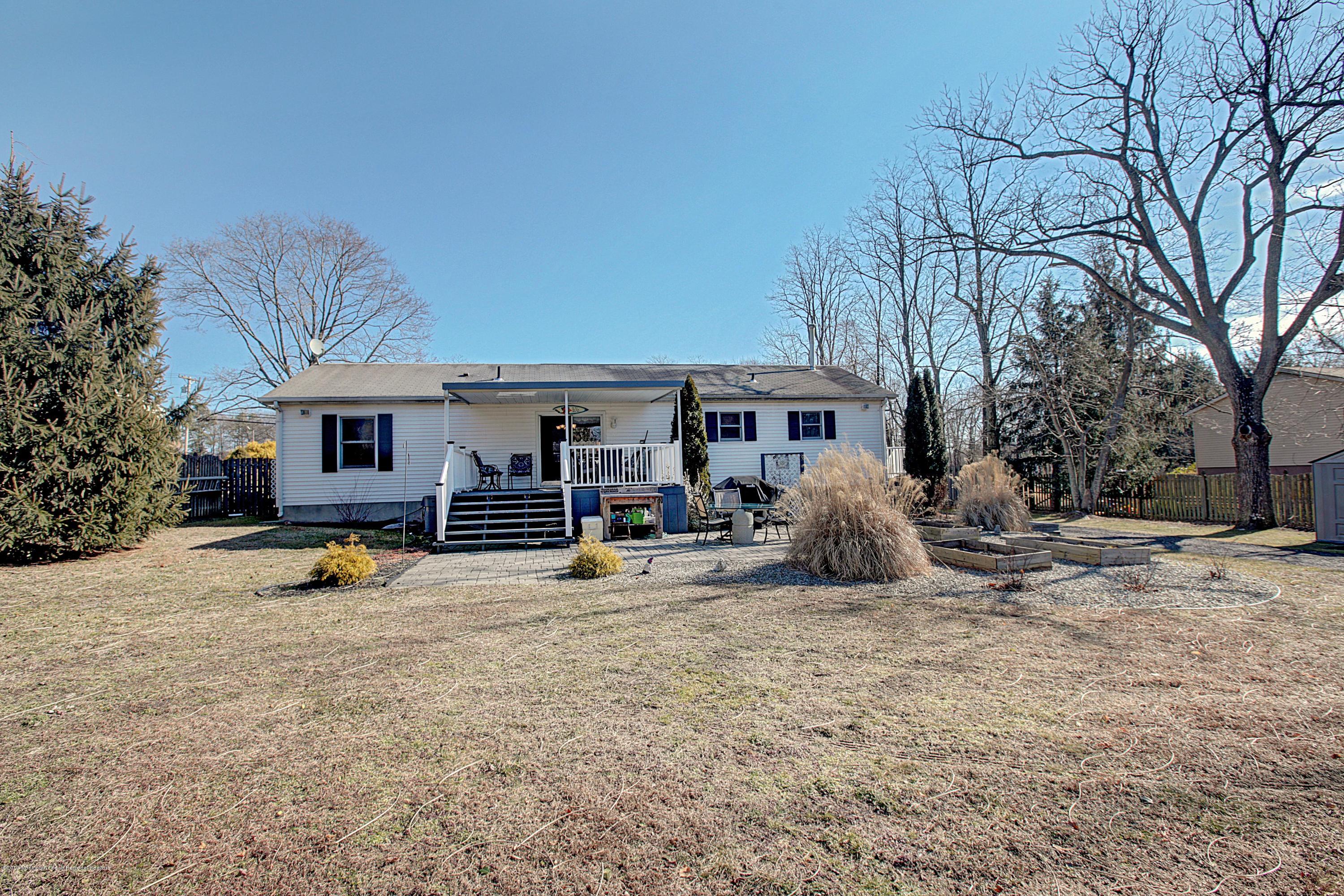 104 South New Prospect Road Jackson, NJ 08527 - Photo 18 of 24 019_Back View