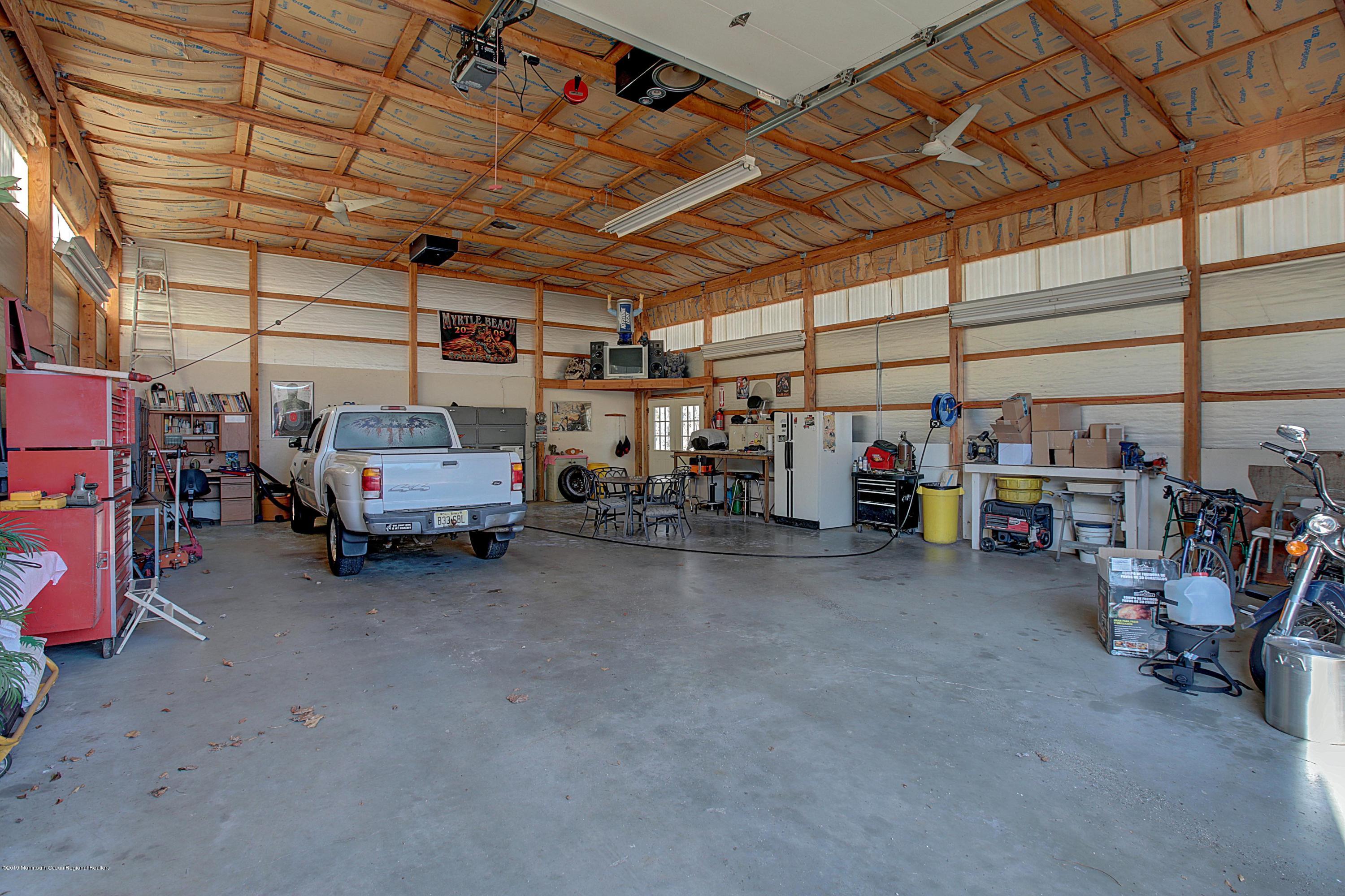 104 South New Prospect Road Jackson, NJ 08527 - Photo 22 of 24 023_Garage