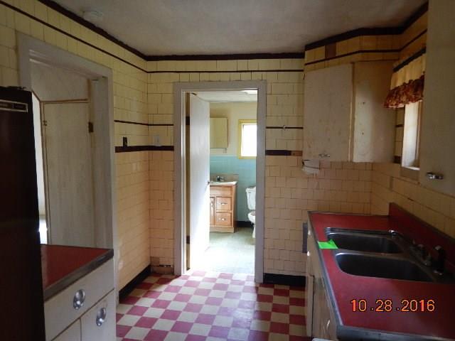 81 McChain Road Finleyville, PA 15332 - Photo 5 of 14 Gallery Image 5