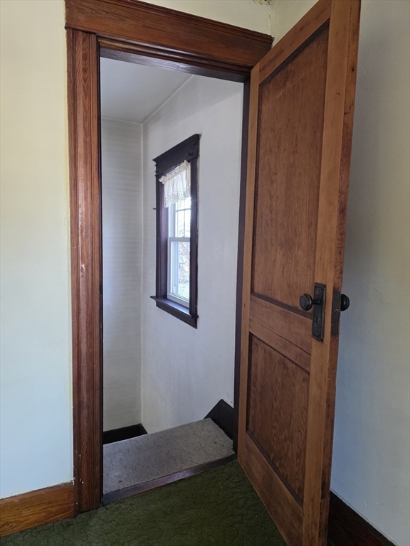 324 1/2 Chestnut Street Clinton, MA 01510 - Photo 19 of 27