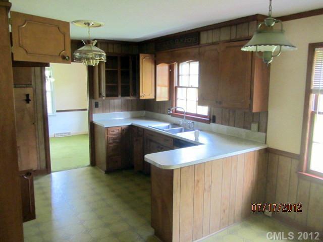 140 Suncrest Road Cherryville, NC 28021 - Photo 4 of 11 Gallery Image 4