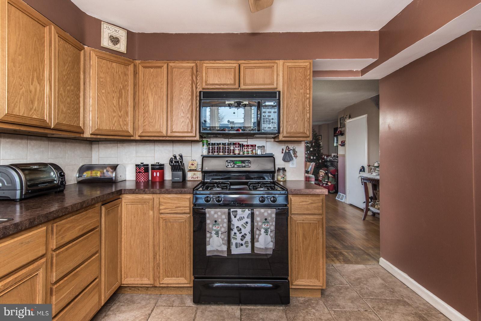 4159 Whiting Road Philadelphia, PA 19154 - Photo 8 of 22 Gallery Image 8