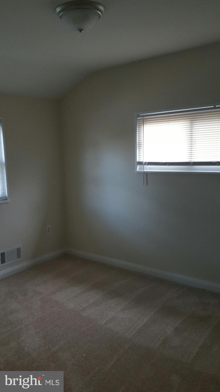 650 Brisbane Road Baltimore, MD 21229 - Photo 19 of 29 Bath (Master)