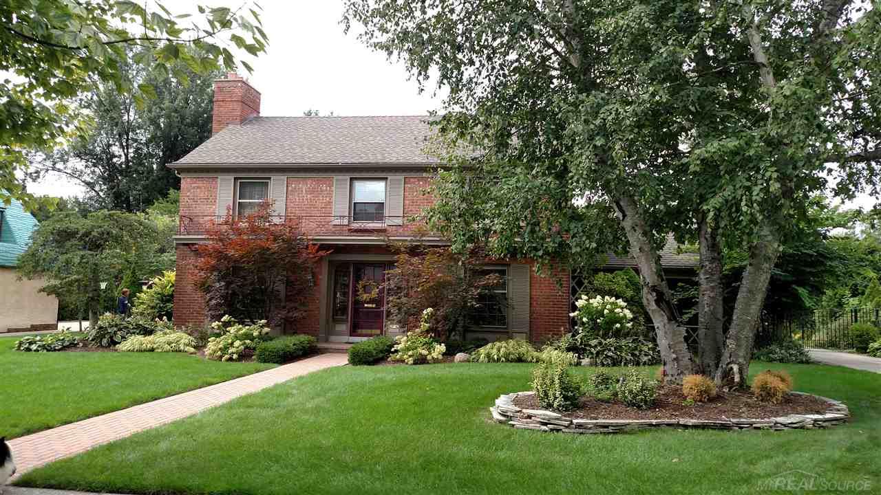 1025 Bishop Road Grosse Pointe, MI 48230 - Photo 20 of 22 31260252-19.JPG