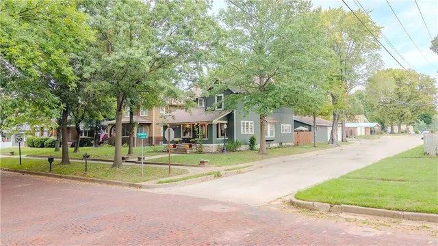 $256,000 | 630 South Evergreen Avenue, Chanute, KS 66720