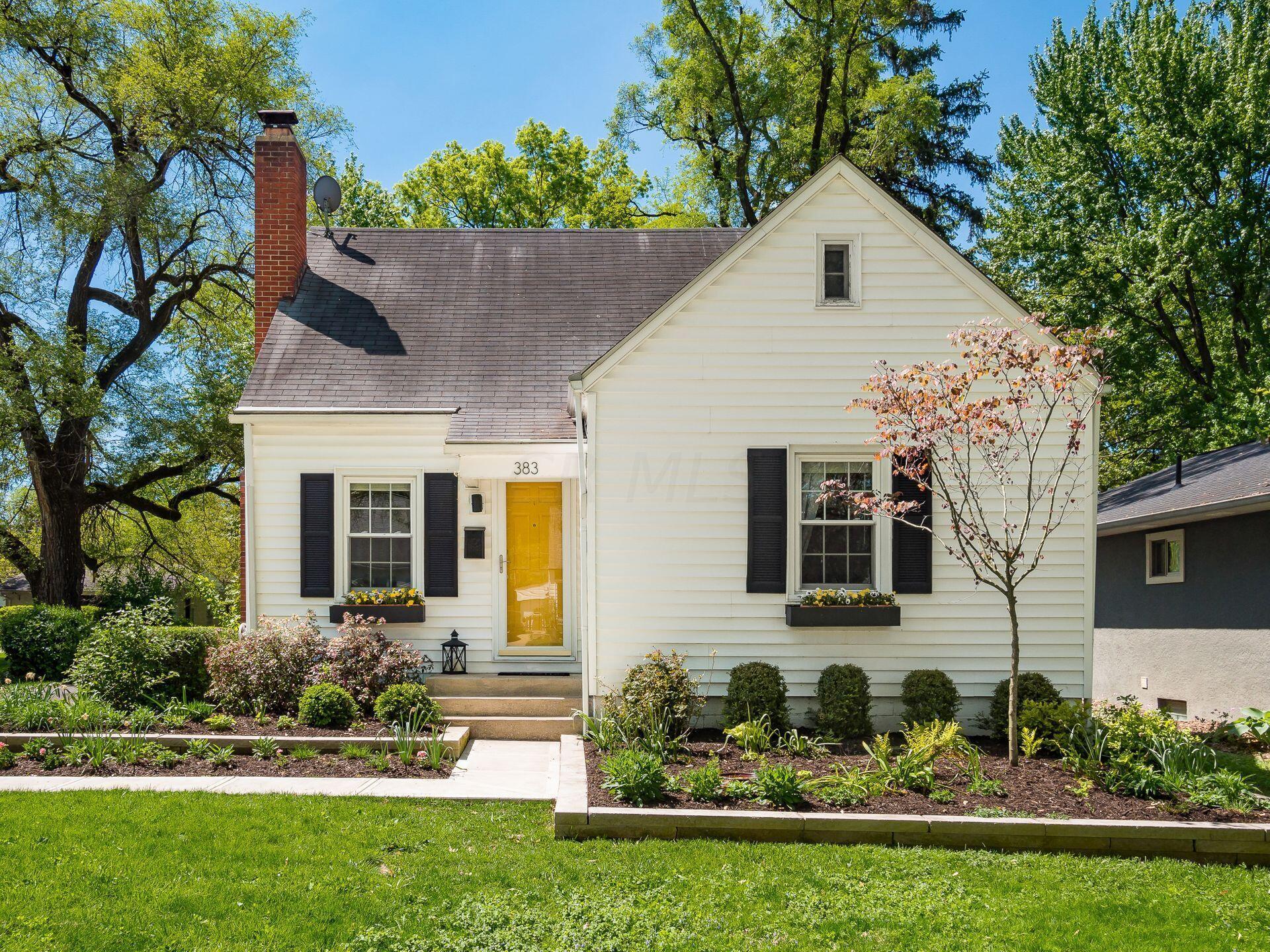 383 Wetmore Road Columbus, OH 43214 - Photo 1 of 40 front exterior