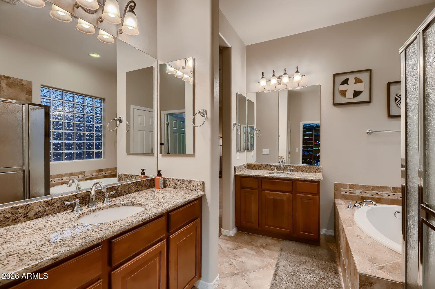 2025 West Steed Ridge Phoenix, AZ 85085 - Photo 21 of 53 2025 W Steed Ridge - Web Quality - 021 -