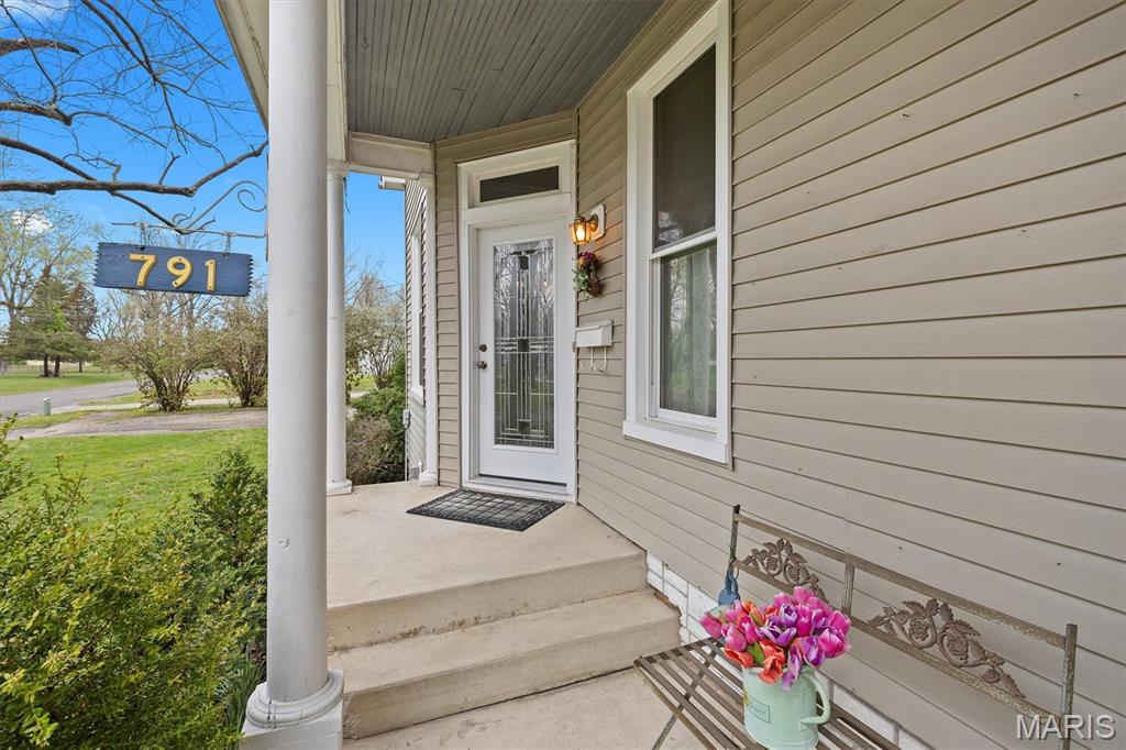 791 Clinton Street Carlyle, IL 62231 - Photo 3 of 49