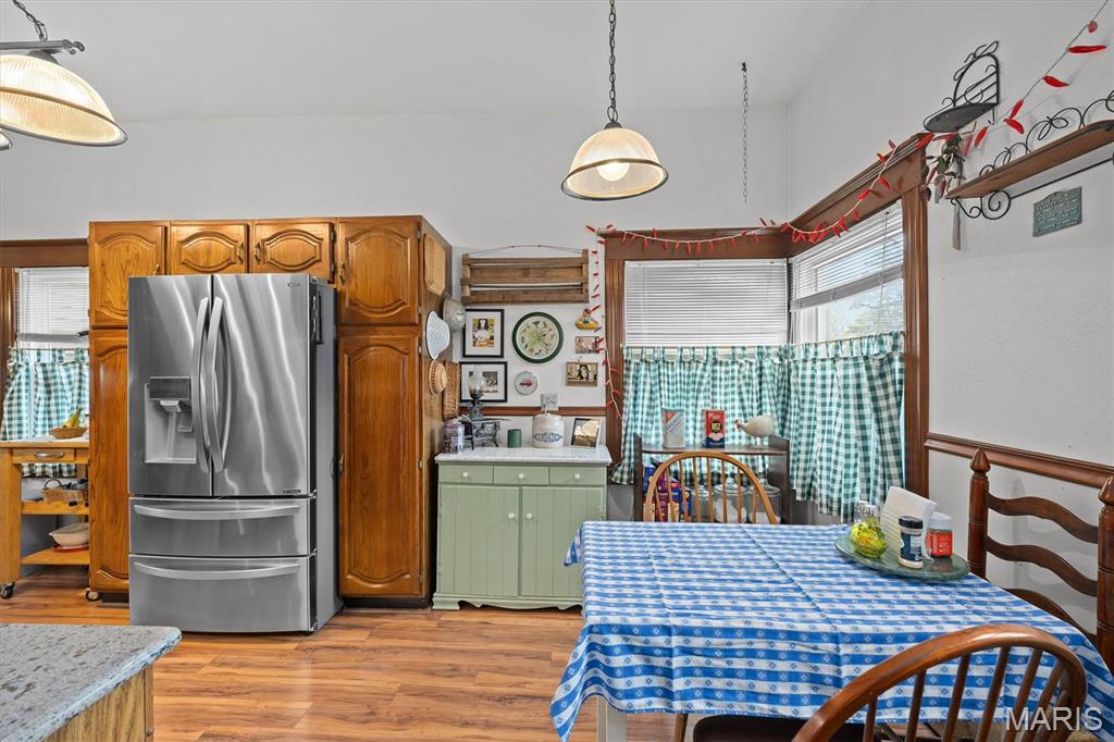 791 Clinton Street Carlyle, IL 62231 - Photo 8 of 49
