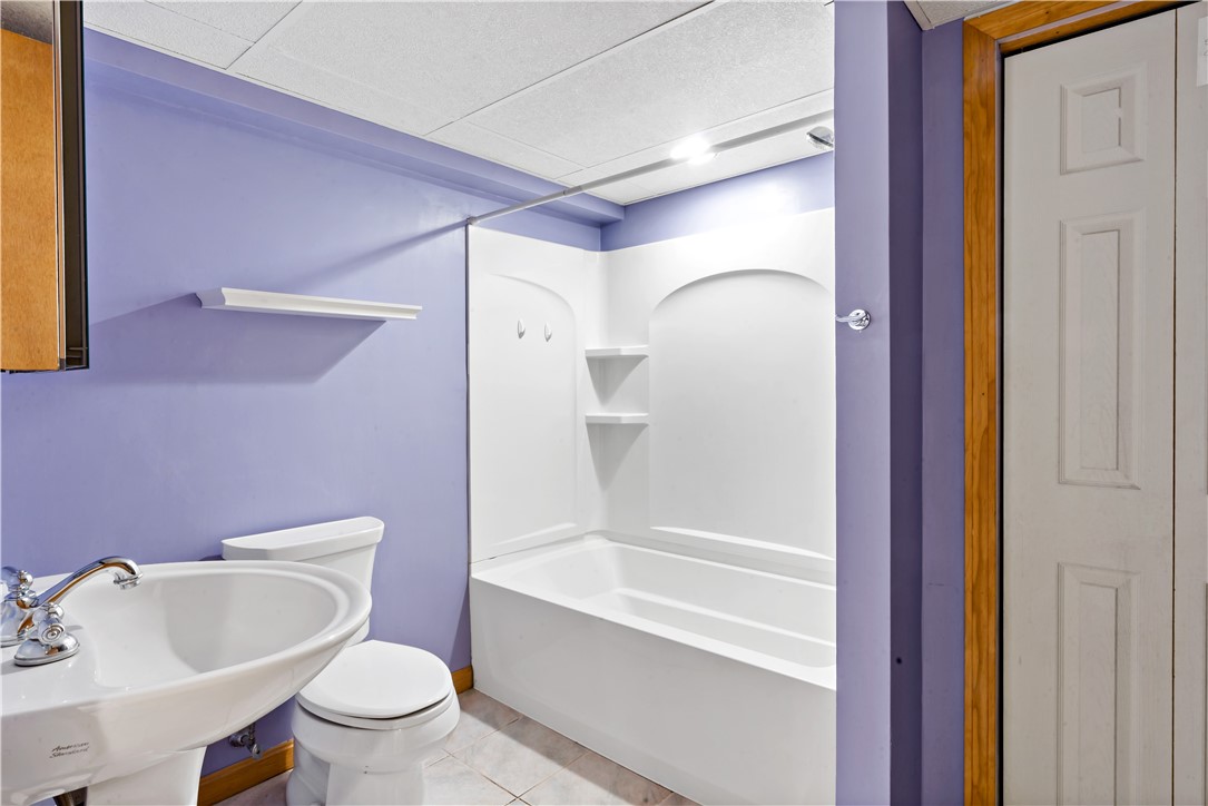 10 Partridge Drive Exeter, RI 02822 - Photo 25 of 36 Basement bathroom