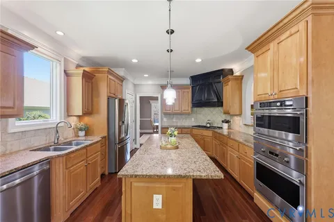 $959,900 | 409 Regina Lane, Richmond, VA 23238