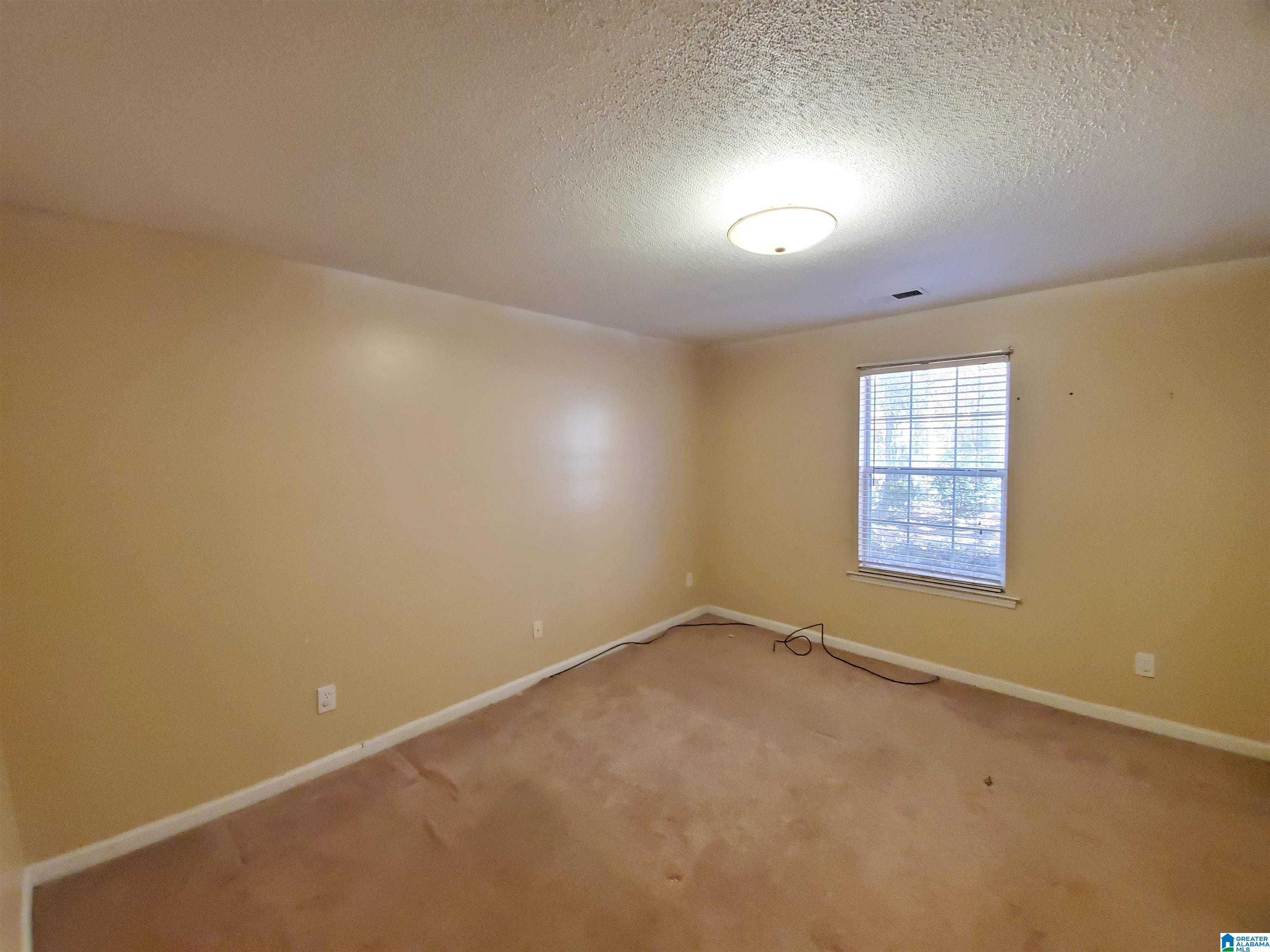 5004 Greenwood Road Southeast Bessemer, AL 35022 - Photo 9 of 17