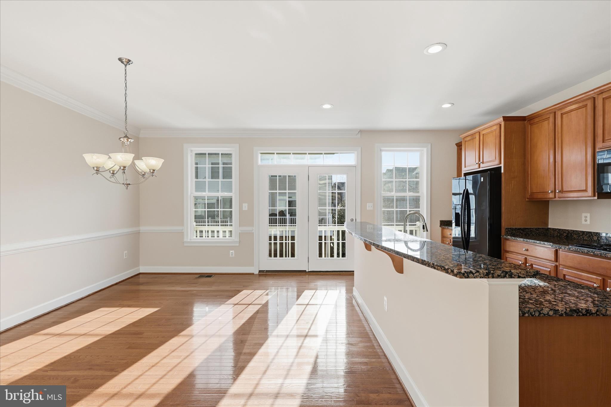 411 Spring Street Herndon, VA 20170 - Photo 15 of 46