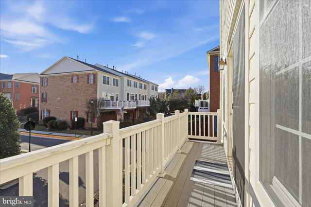 $790,000 | 411 Spring Street, Herndon, VA 20170