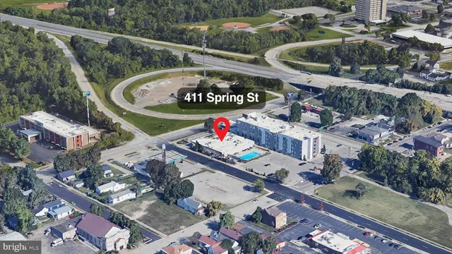 $790,000 | 411 Spring Street, Herndon, VA 20170