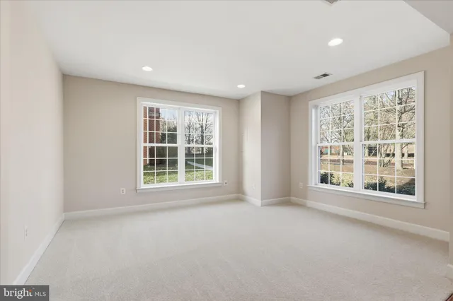 $790,000 | 411 Spring Street, Herndon, VA 20170