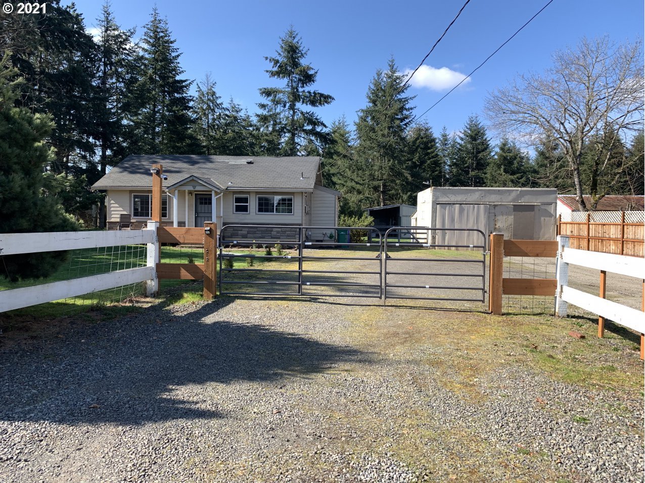 21419 South Springwater Road Estacada, OR 97023 - Photo 2 of 25