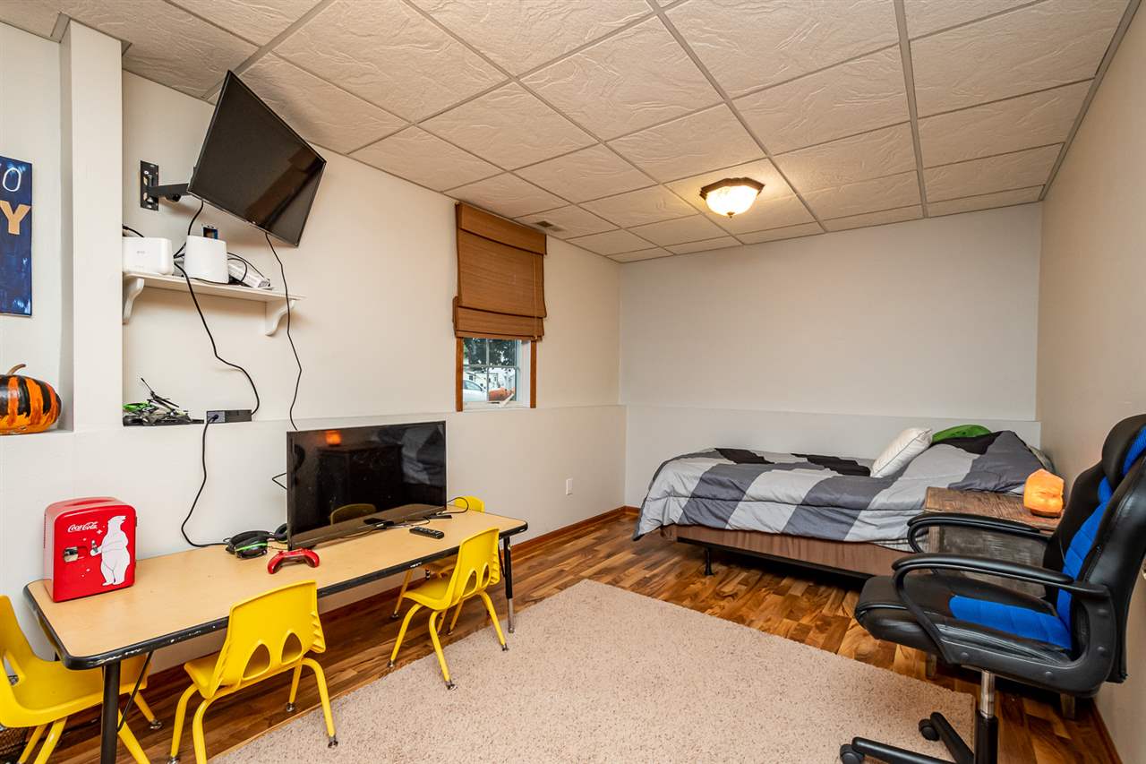 313 West Dougherty Drive Lone Tree, IA 52755 - Photo 22 of 26 Gallery Image 22