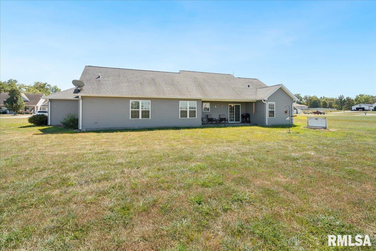 15702 Jadin Road Marion, IL 62959 - Photo 5 of 30